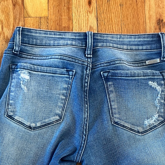 KanCan Medium Blue Distressed Ankle Jeans- size 5/26 - Picture 10 of 12